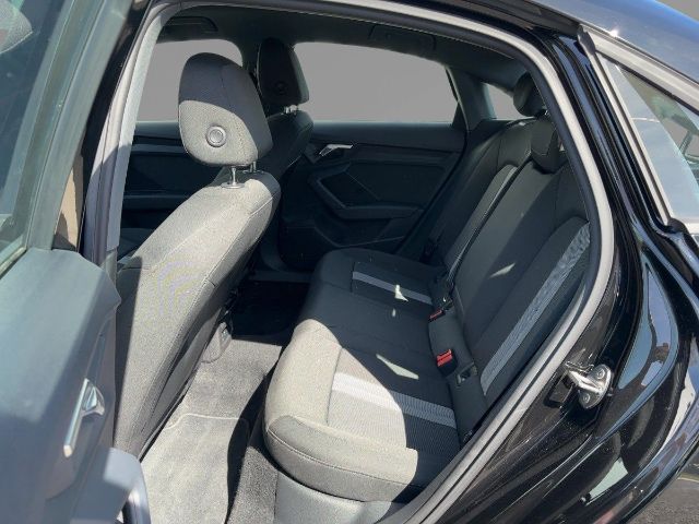 Audi A3 30 TFSI S-Tronic Sedan