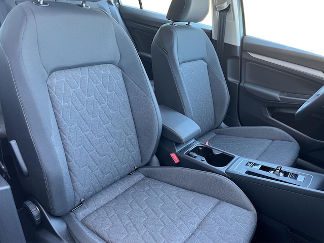 Volkswagen Golf DSG Life Variant