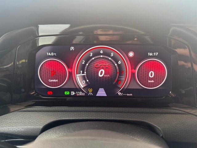 Volkswagen Golf 2.0 TSI DSG Golf VIII