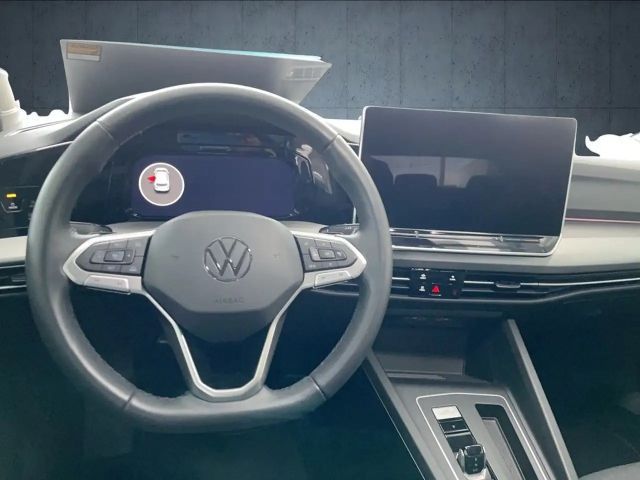 Volkswagen Golf DSG Life