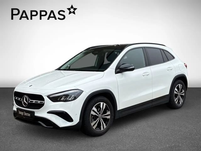 Mercedes-Benz GLA 200 Progressive
