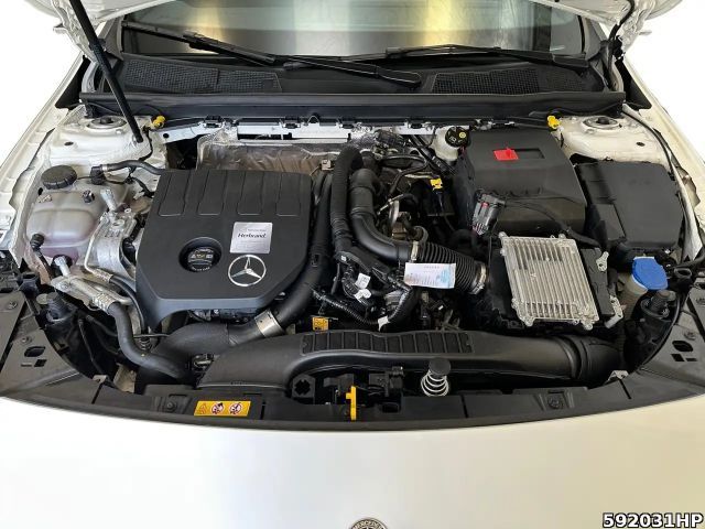 Mercedes-Benz A 200 AMG Line