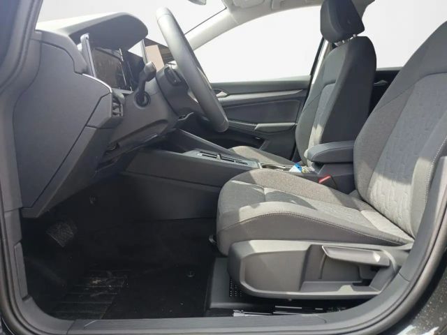 Volkswagen Golf 1.5 eTSI DSG Life