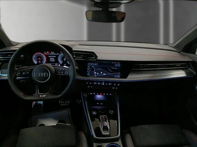 Audi A3 35 TFSI S-Line S-Tronic Sedan