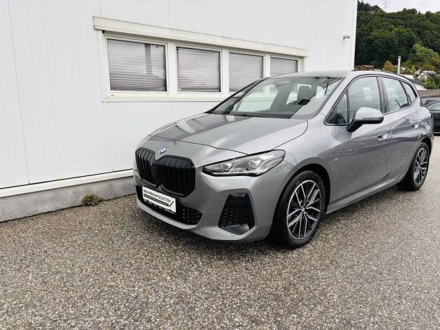 BMW 220 220i Active Tourer Sedan