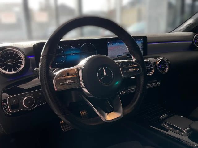 Mercedes-Benz A 180 Hatchback