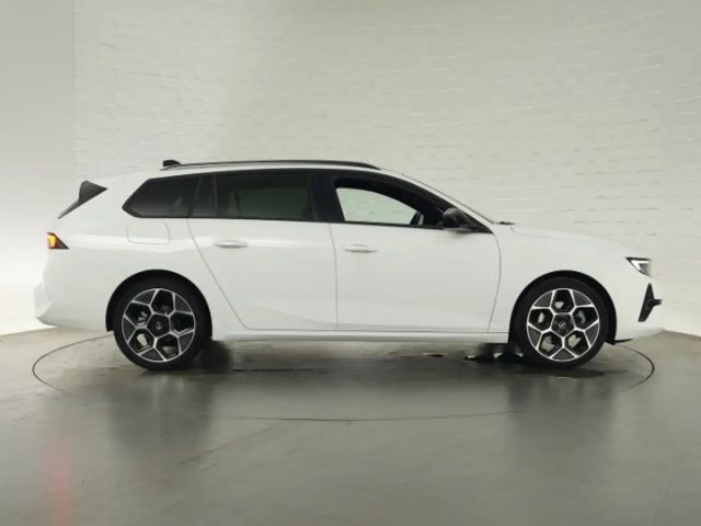 Opel Astra Sports Tourer Ultimate