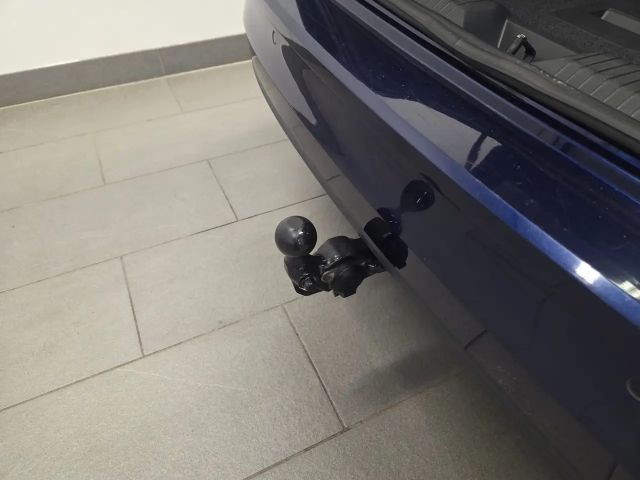 Volkswagen Golf DSG Life Variant