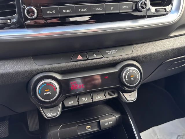 Kia Stonic 1,2 DPI Silber|1.Besitz|8-Fach Bereift|Top Zustand