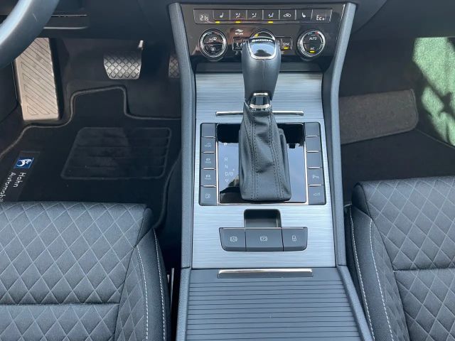 Skoda Superb 1.4 TSI Ambition Combi iV