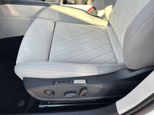 Volkswagen Golf eHybrid