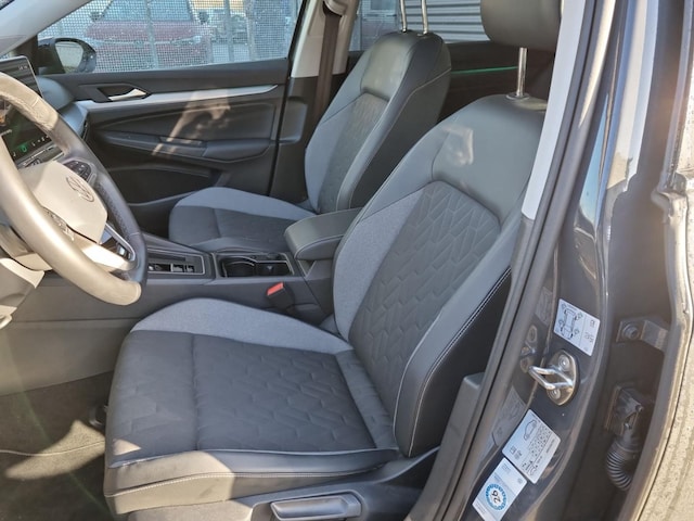 Volkswagen Golf 1.5 eTSI DSG Golf VIII Variant