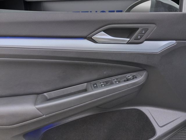 Volkswagen Golf 1.5 eTSI DSG Variant