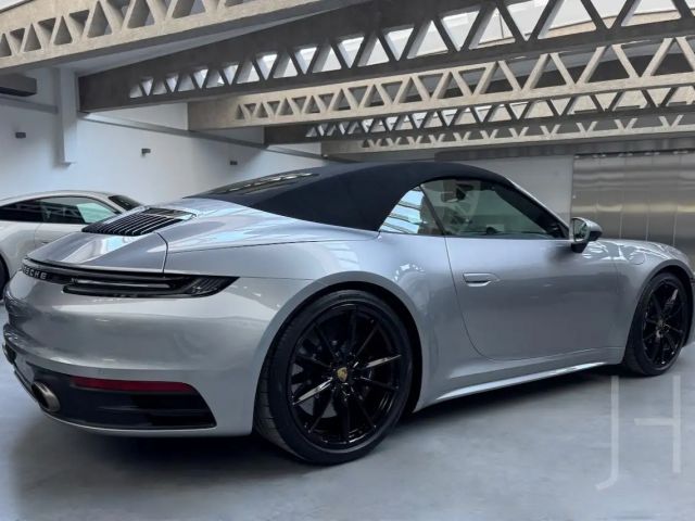Porsche 992 4S Cabrio Carrera