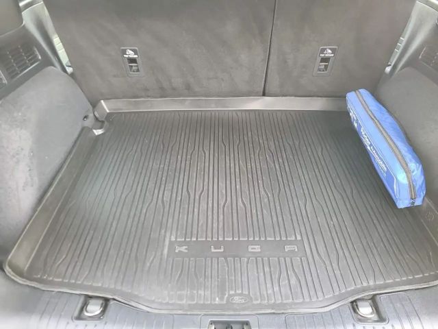 Ford Kuga Plug in Hybrid Titanium