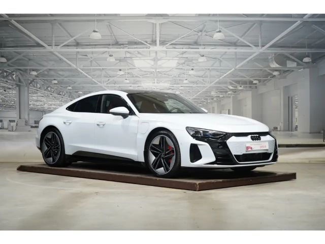 Audi e-tron 21-Zoll Assistenzpaket plus Nachtsic