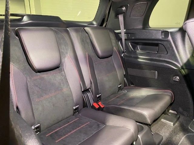 Mercedes-Benz GLB 220 4MATIC AMG Line