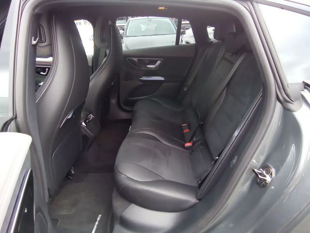 Mercedes-Benz EQE 300 AMG Line Sedan