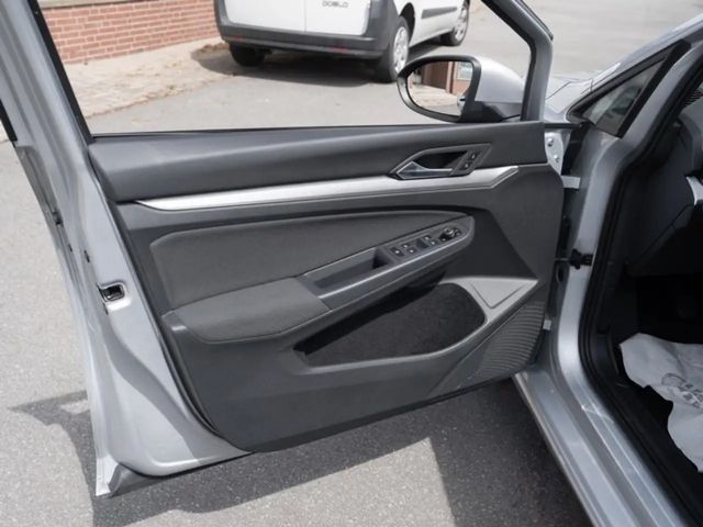 Volkswagen Golf Business Golf VIII Life Variant