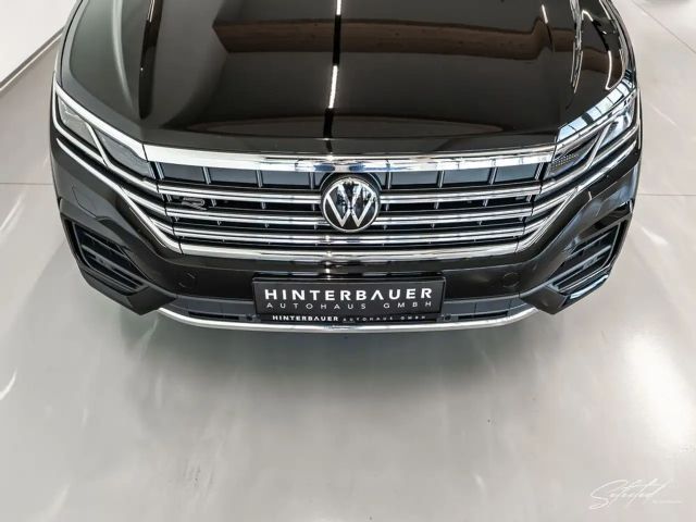 Volkswagen Touareg 4Motion R-Line