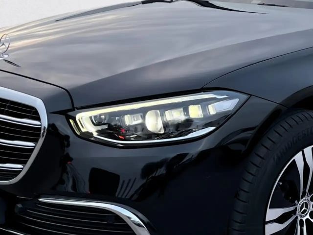 Mercedes-Benz S 350 4MATIC S 350 d Sedan