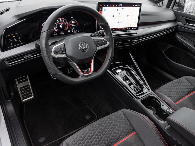 Volkswagen Golf 2.0 TSI DSG