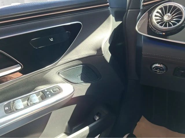 Mercedes-Benz EQE 350 Electric Art Sedan