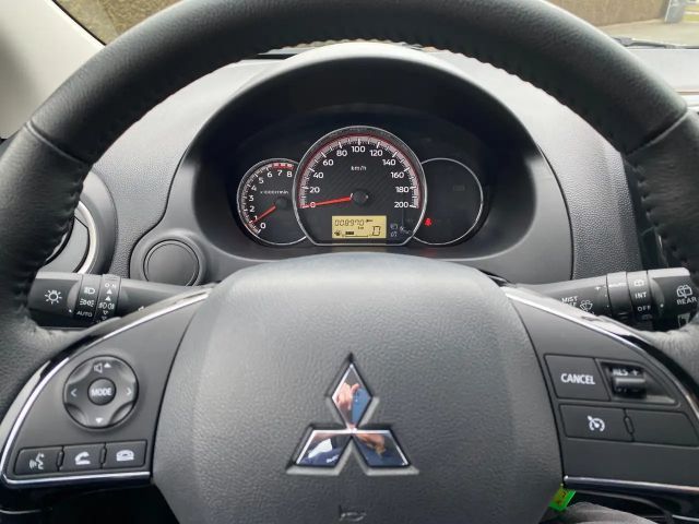Mitsubishi Space Star CVT Star