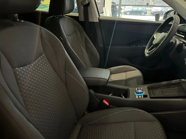 Volkswagen T-Roc 1.5 eTSI DSG Life