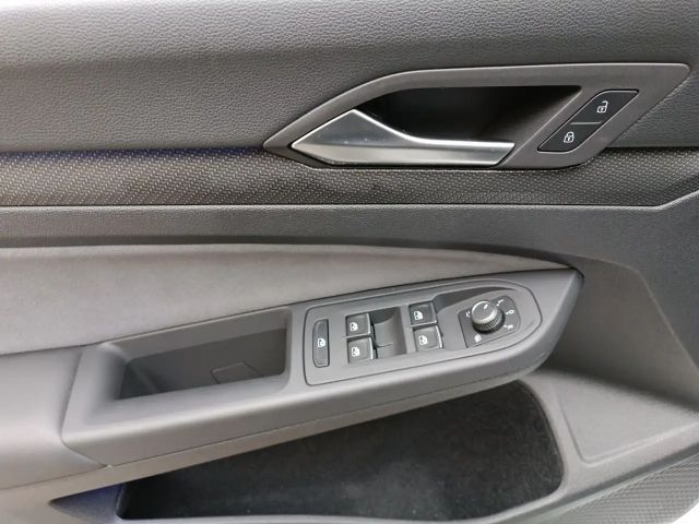 Volkswagen Golf 2.0 TSI DSG Golf VIII IQ.Drive