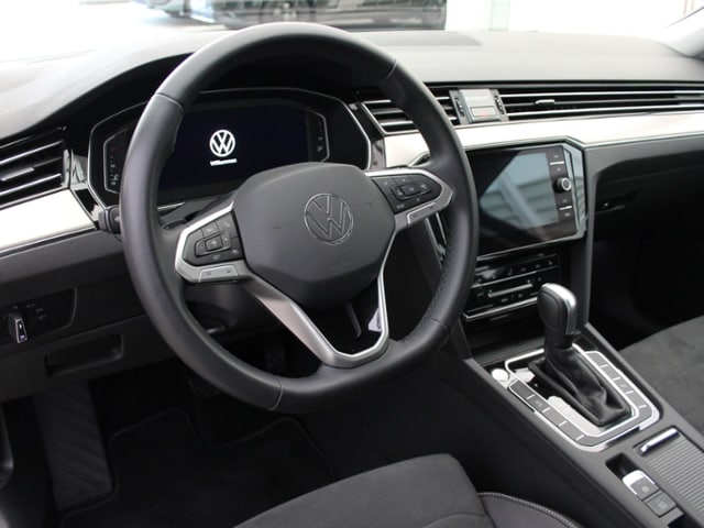 Volkswagen Passat 1.5 TSI DSG Variant