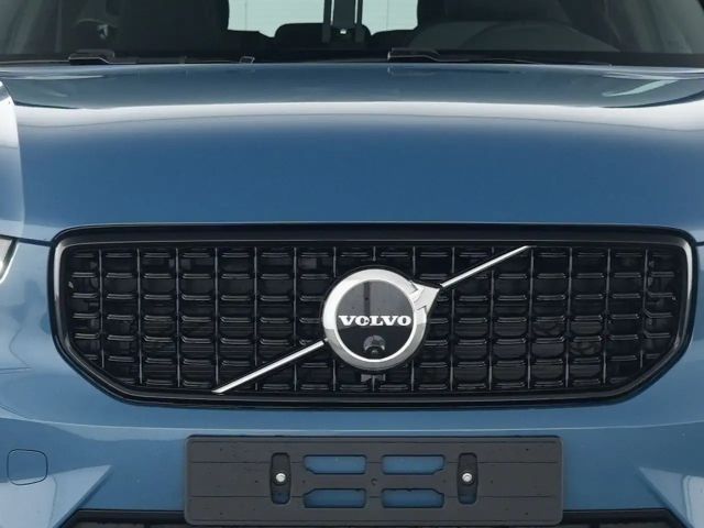 Volvo XC40 Dark Plus