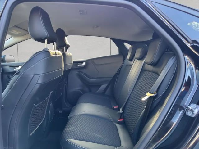 Ford Puma EcoBoost Titanium