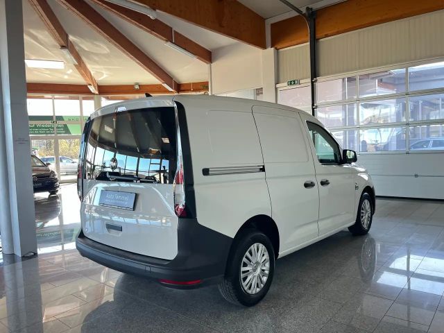 Volkswagen Caddy Basis "Netto 14158.33 €"