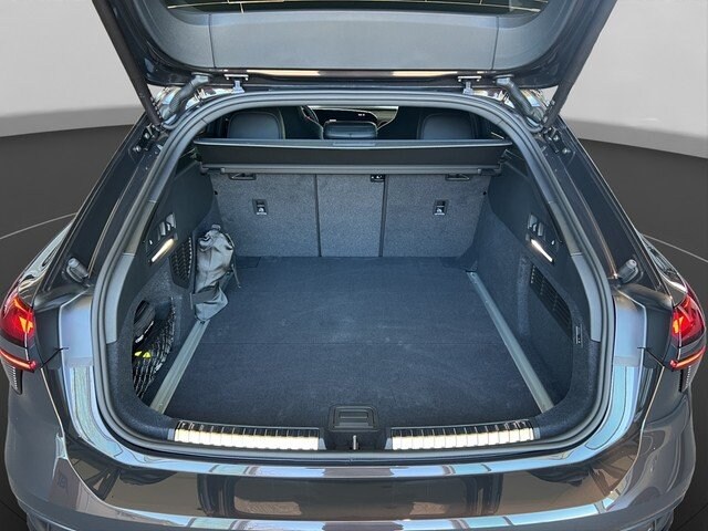 Audi A6 Avant Quattro S-Tronic