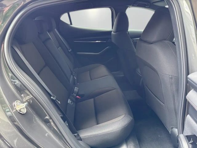 Mazda 3 2.5L SkyActiv e-Skyactiv