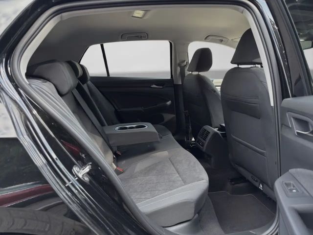 Volkswagen Golf 1.5 TSI Style