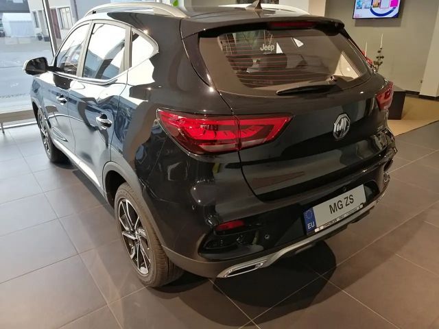 MG ZS Luxury
