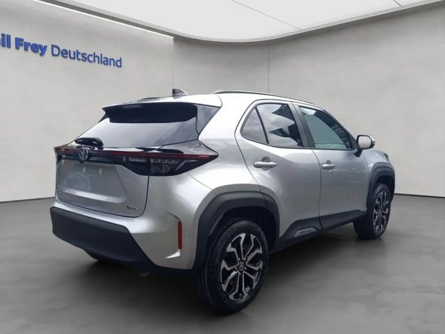 Toyota Yaris Cross Teamplayer,Safety-Paket,Winter-Paket