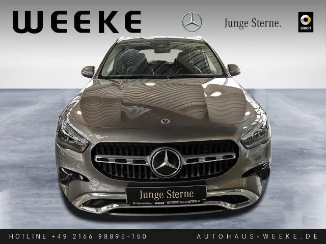 Mercedes-Benz GLA 180 Progressive