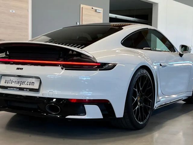 Porsche 992 4S Carrera Coupé