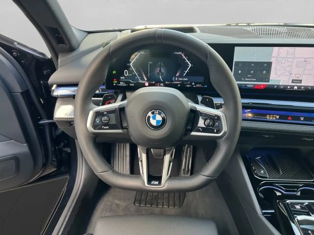 BMW 540 540d M-Sport Touring xDrive
