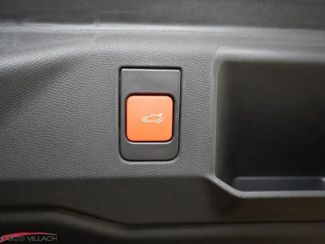 Peugeot E-5008 GT-Line