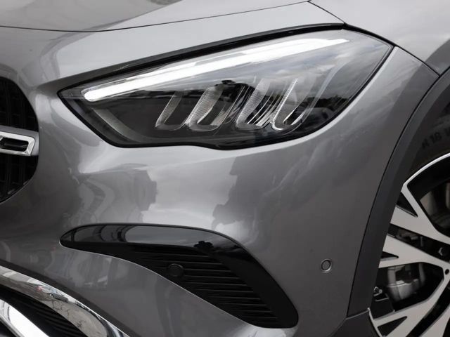 Mercedes-Benz GLA 180 Progressive