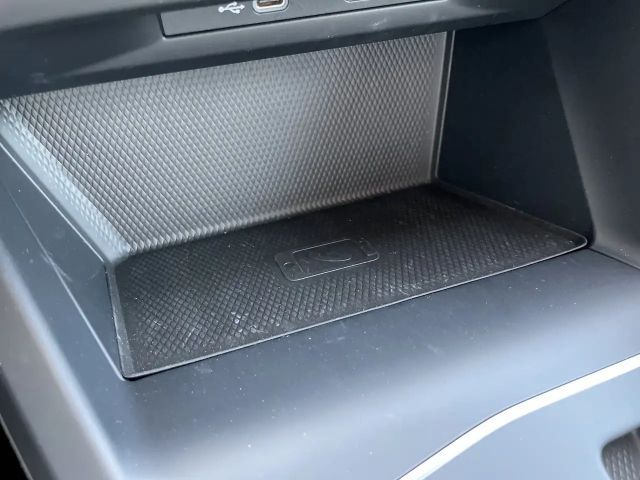 Volkswagen Golf Golf VIII IQ.Drive Move