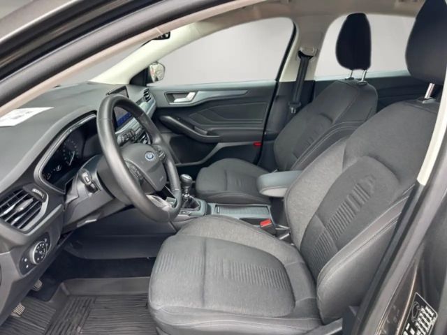 Ford Focus Active EcoBoost
