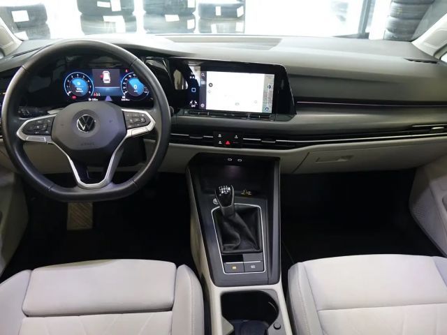 Volkswagen Golf 1.5 TSI Style Variant