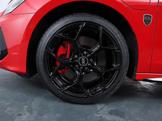 Audi A3 45 TFSI Hybride S-Line Sedan