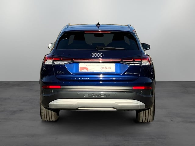 Audi Q4 e-tron SUV 45 e-tron Audi Q4 e-tron