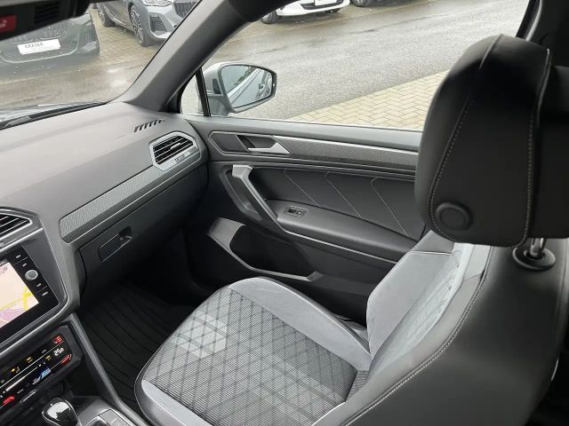 Volkswagen Tiguan 4Motion R-Line